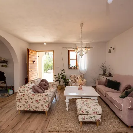 Lavanda Vila